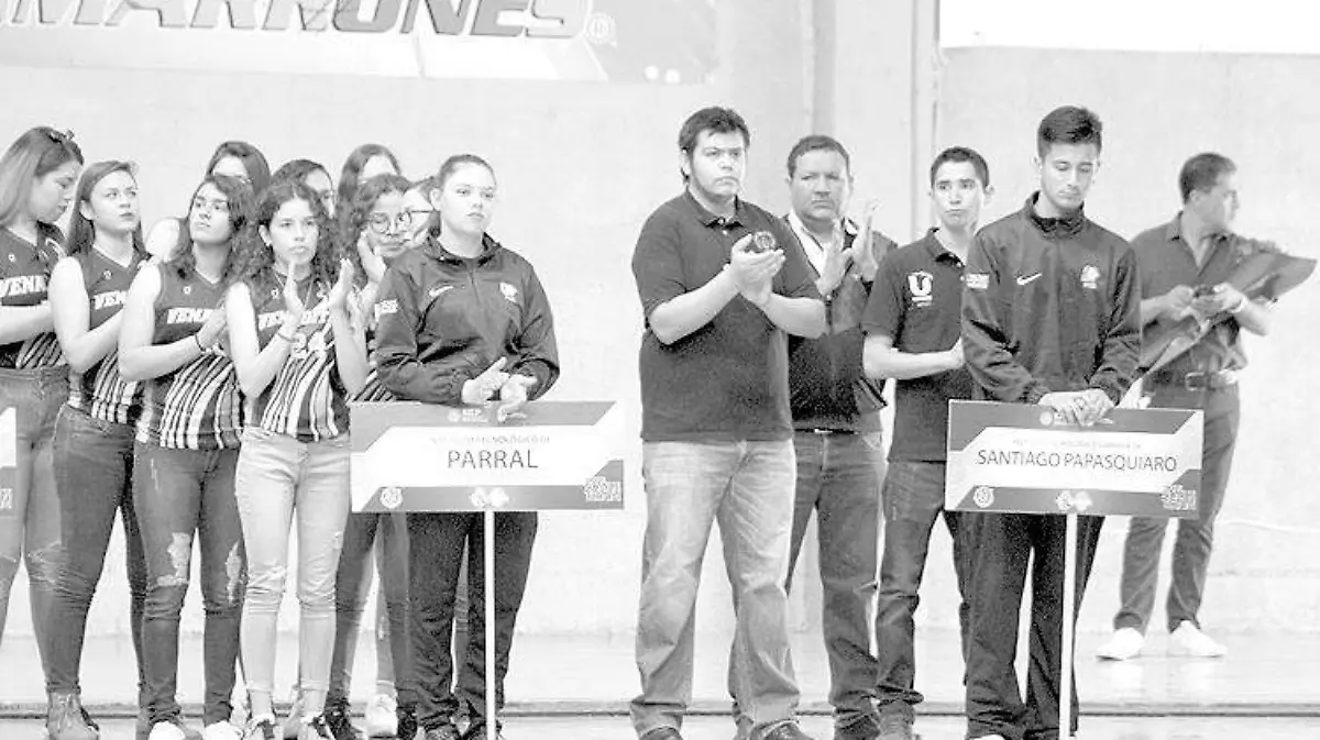 Delegaciones de nueve institutos de la zona norte del país