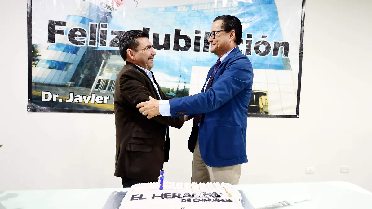 Dr. contreras y lic alvarado (6)