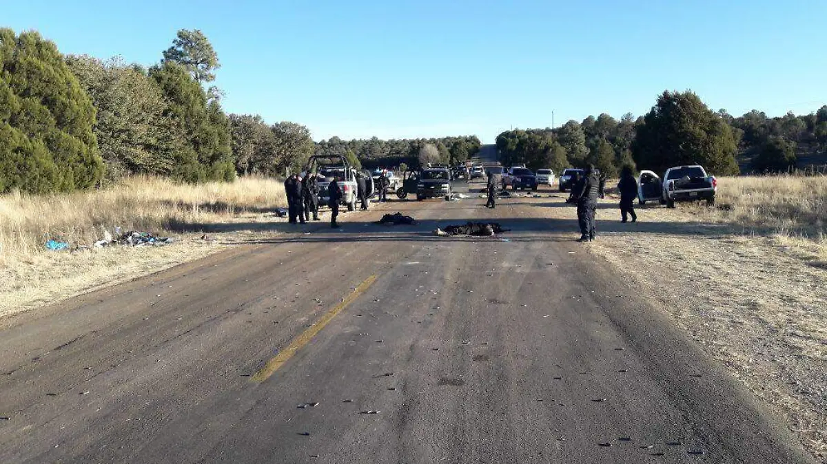 GRANDE enfrentamiento gomez (4)