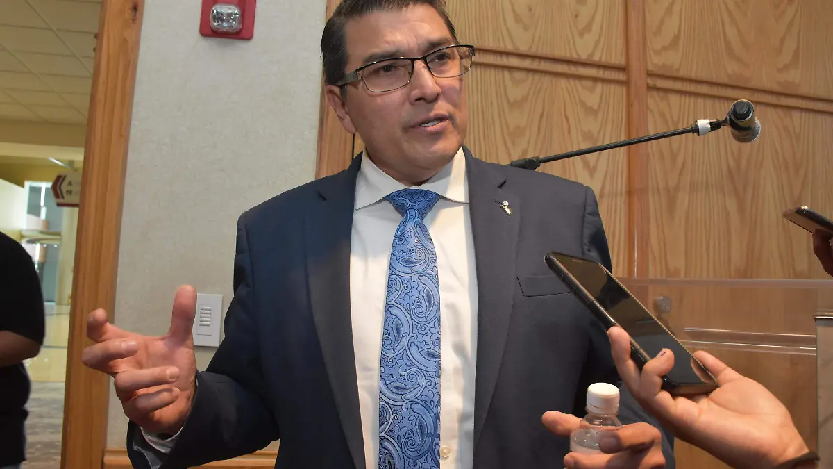 LUIS CARLOS RAMIREZ (INDEX) (11)