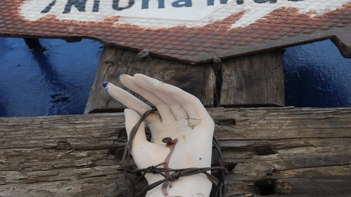 cruz de clavos (9)