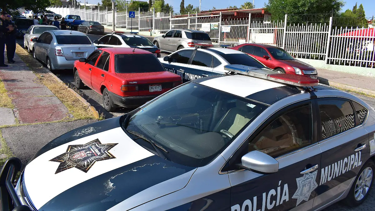 ALERTAN X DROGAS EN ESCUELA (20)