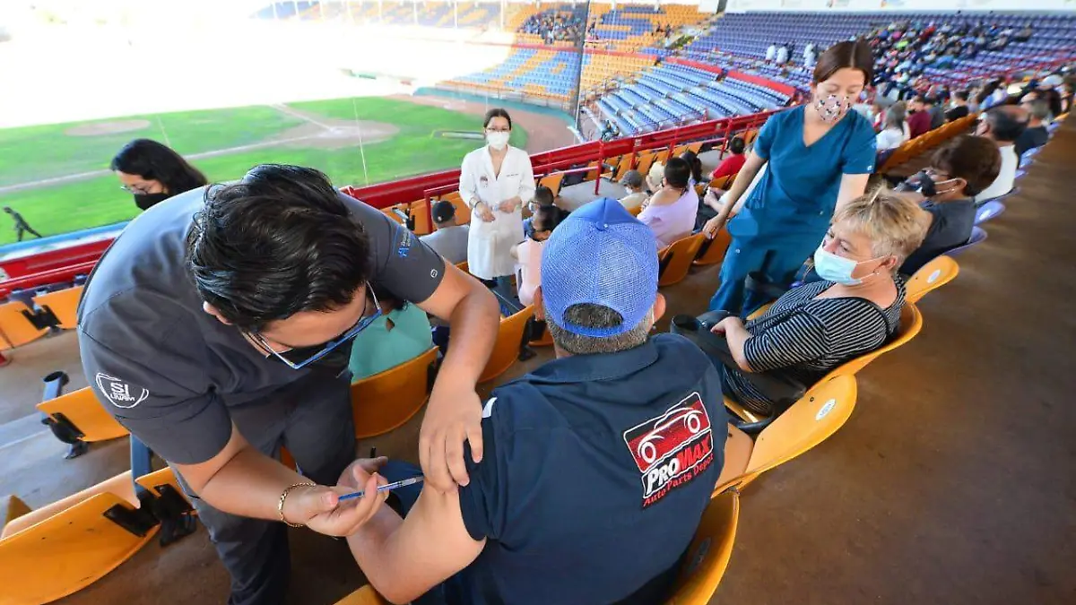 estadiobeisbolvacunaciongera