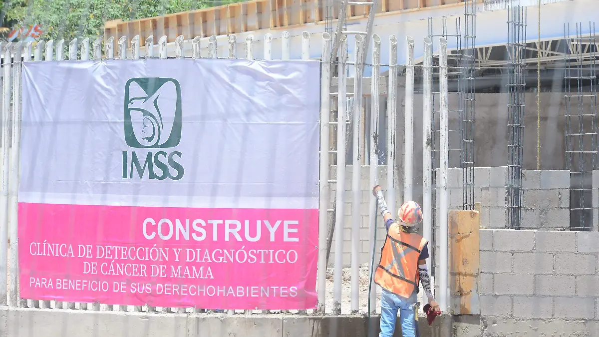 clinica de atencion y diagnostico del cancer de mama  (8)