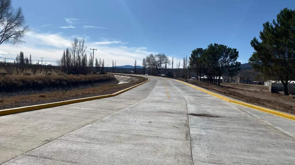 1 Concluyen primera etapa de lateral que conduce a La Chiripa, en Guerrero FOTO CORTESÍA ROCÍO SARMIENTO
