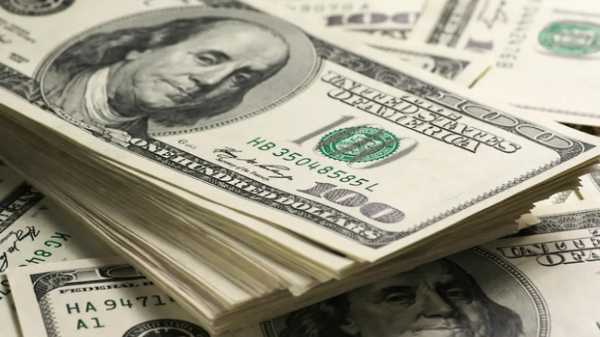 dolares