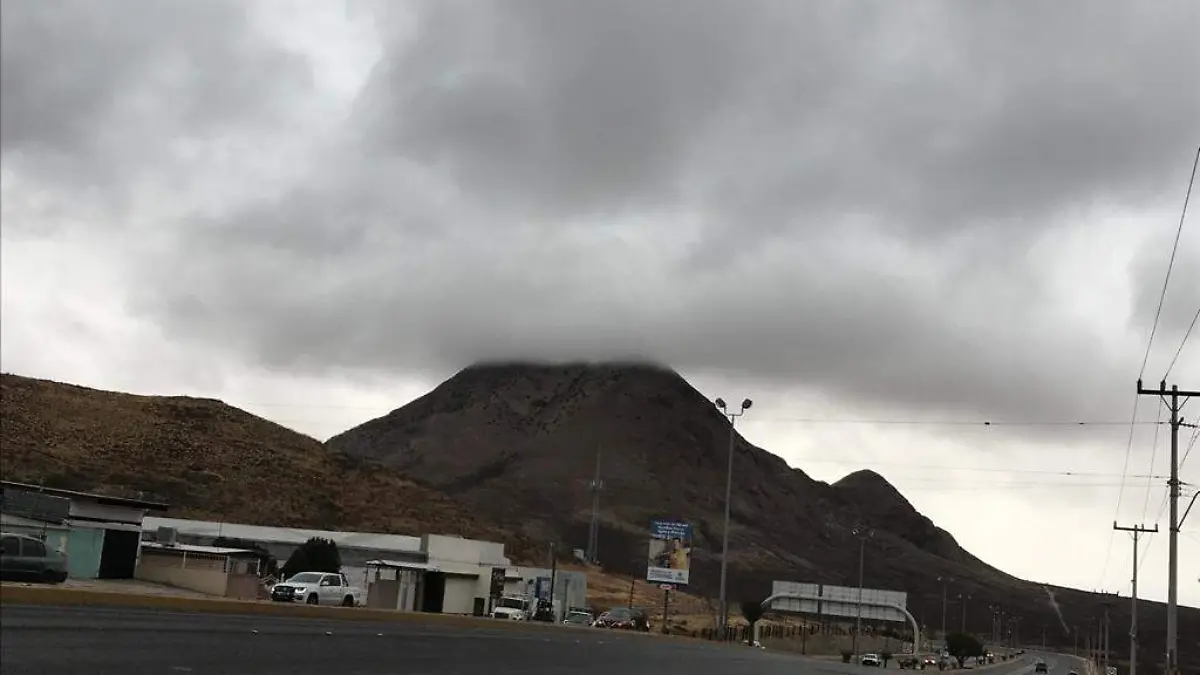 Cerro Grande 2 neblina