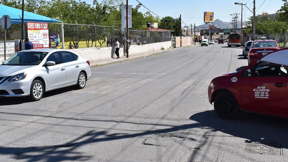 no respetan alto ni zona peatonal nota roberto  (2)
