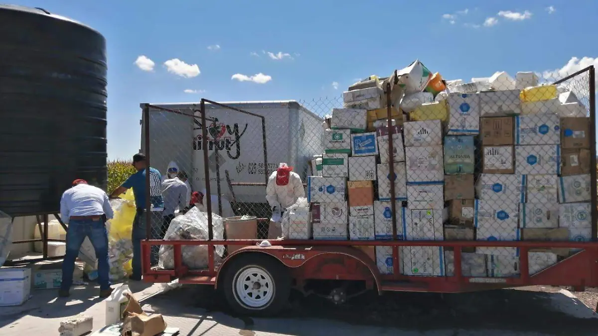 1 Buscan recolectar 3 toneladas de plásticos de agroquímicos