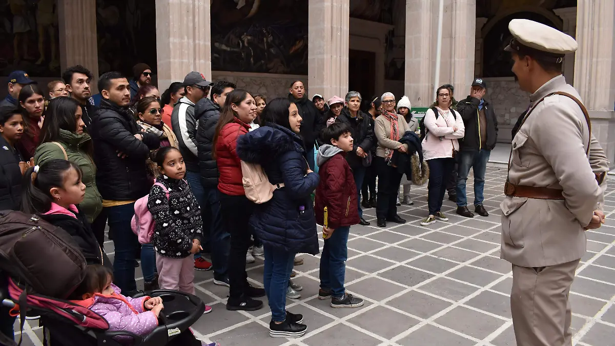 turistas en la cd nota david  (26)