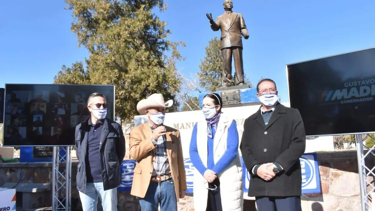 Gustavo Madero Muñoz  precampaña