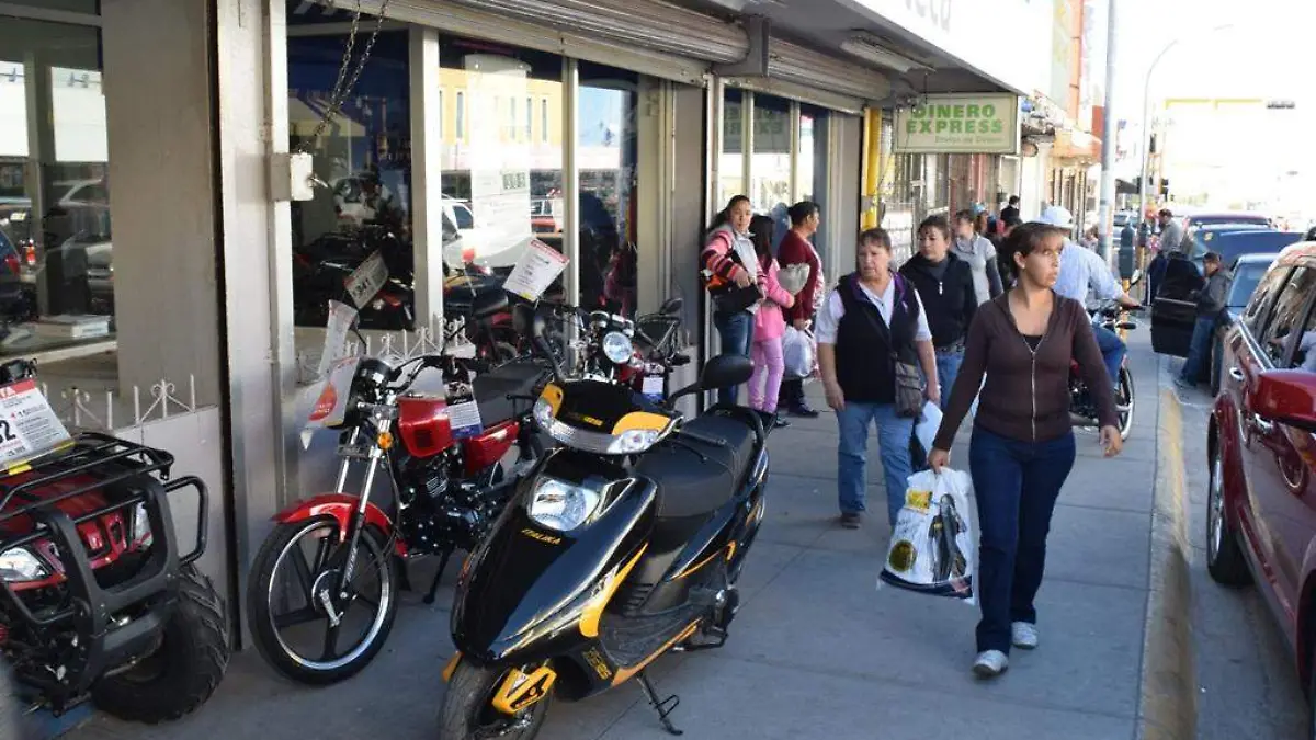 El fin de semana estacionamiento libre en el centro de la ciudad