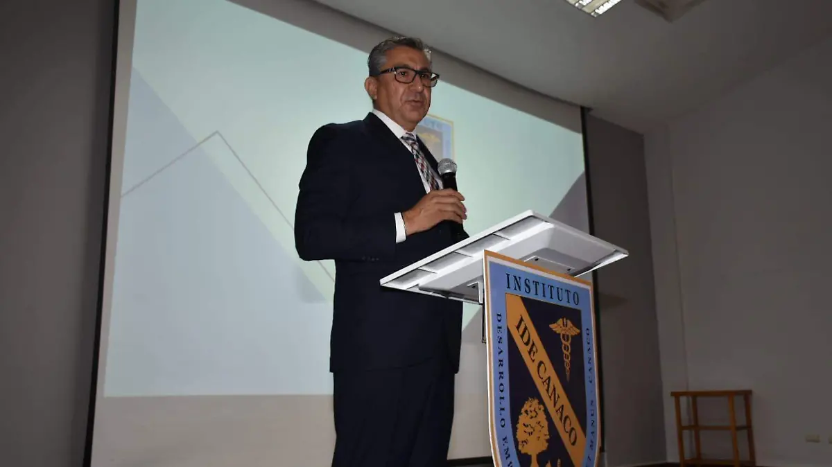 Omar Armendáriz Jurado, titular de Canaco