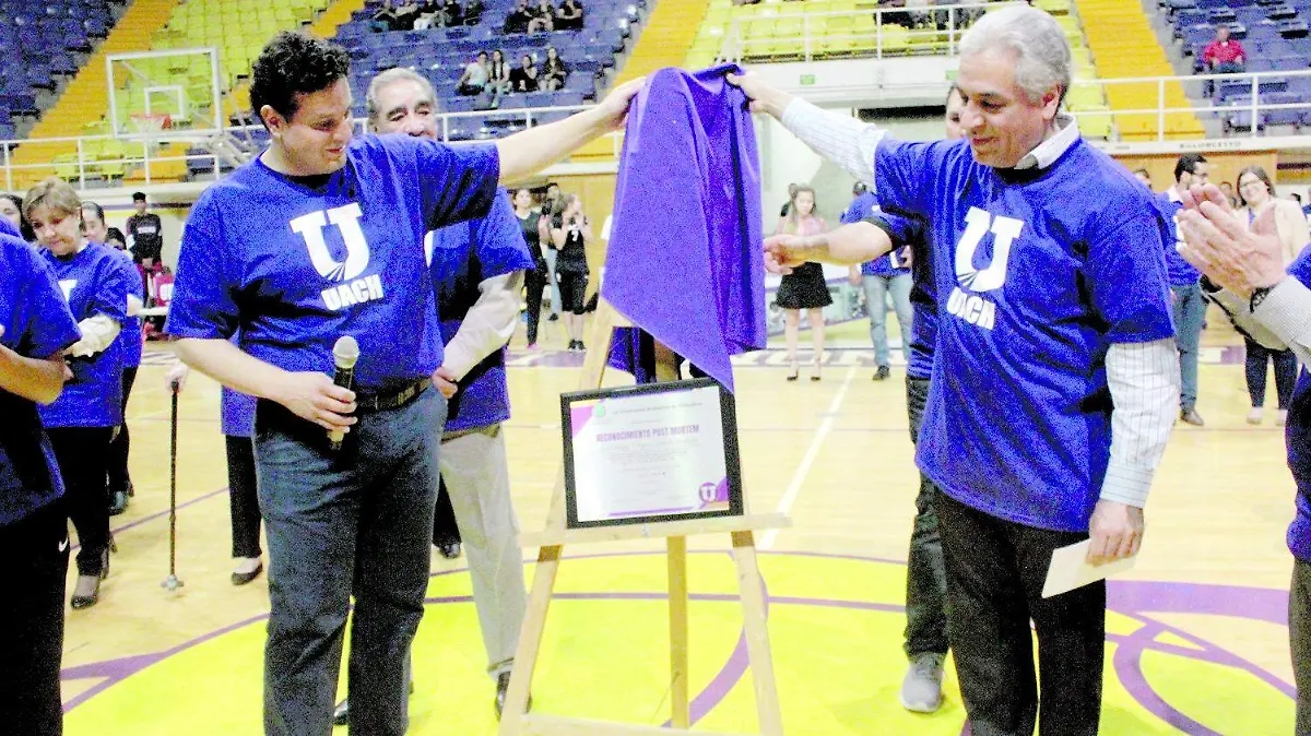 El Rector Luis Alberto Fierro y Luis Enrique Grajeda Jr_