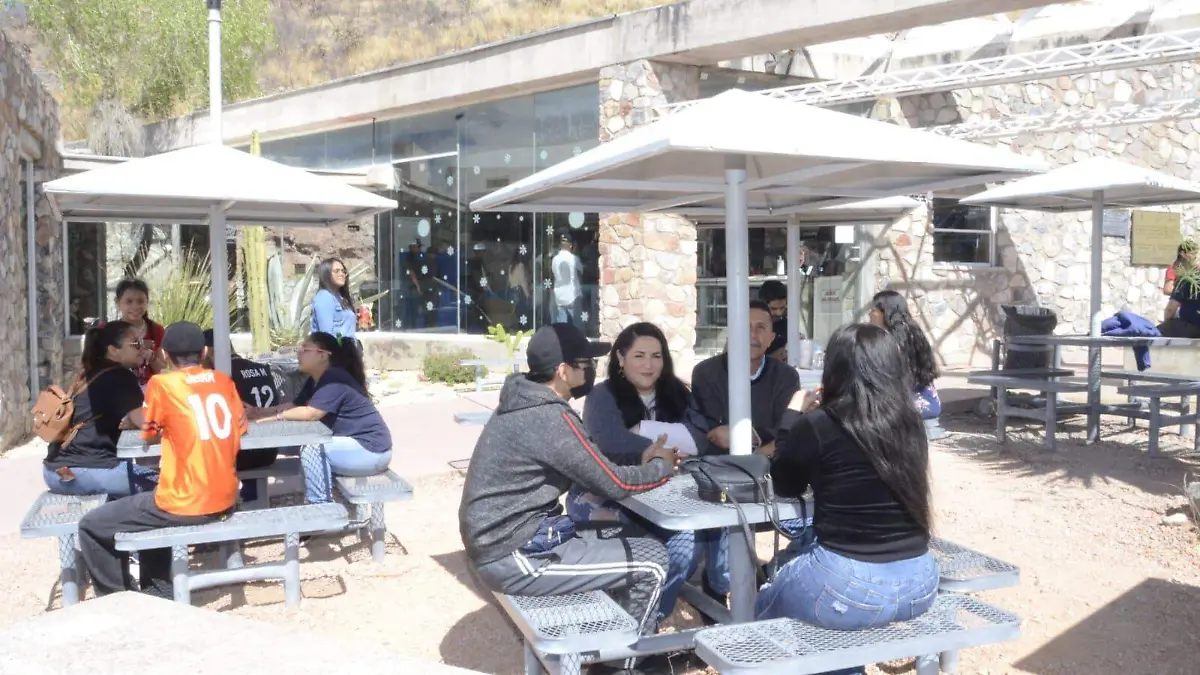 turistas grutas nombre de dios