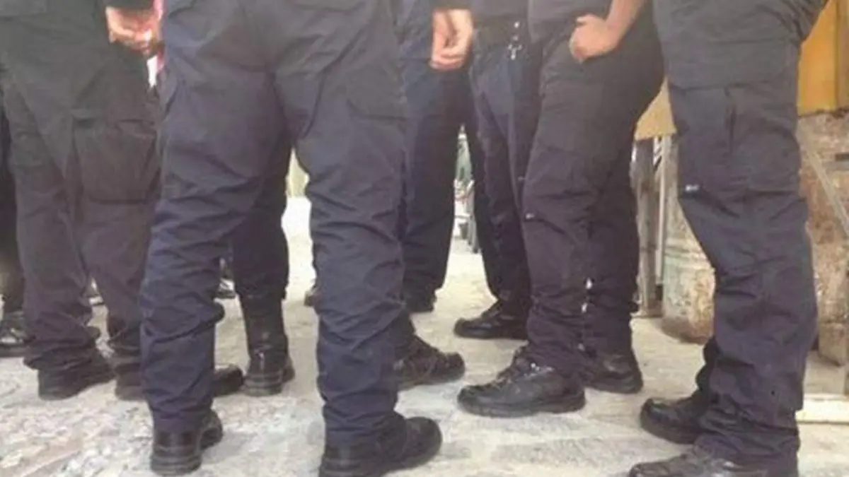 polis