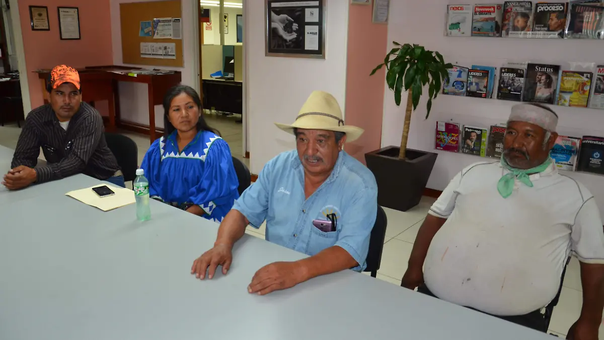 Daniel acosta..Ejidatarios, Gustavo e Ignacio