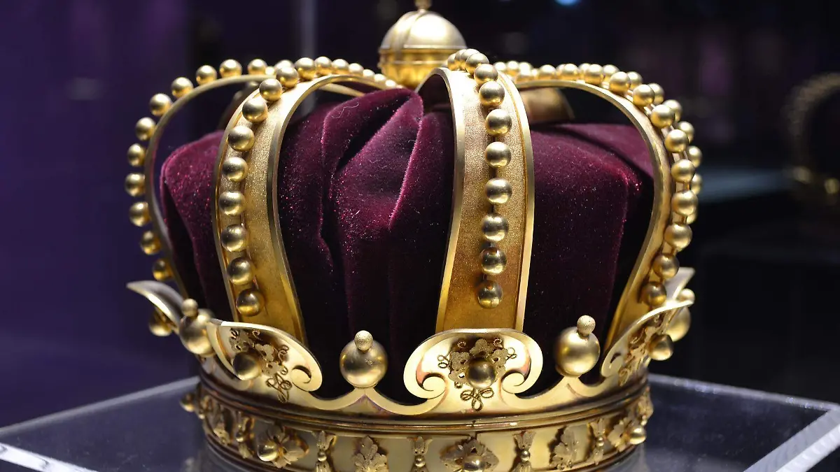 king-g3382605ad_1920