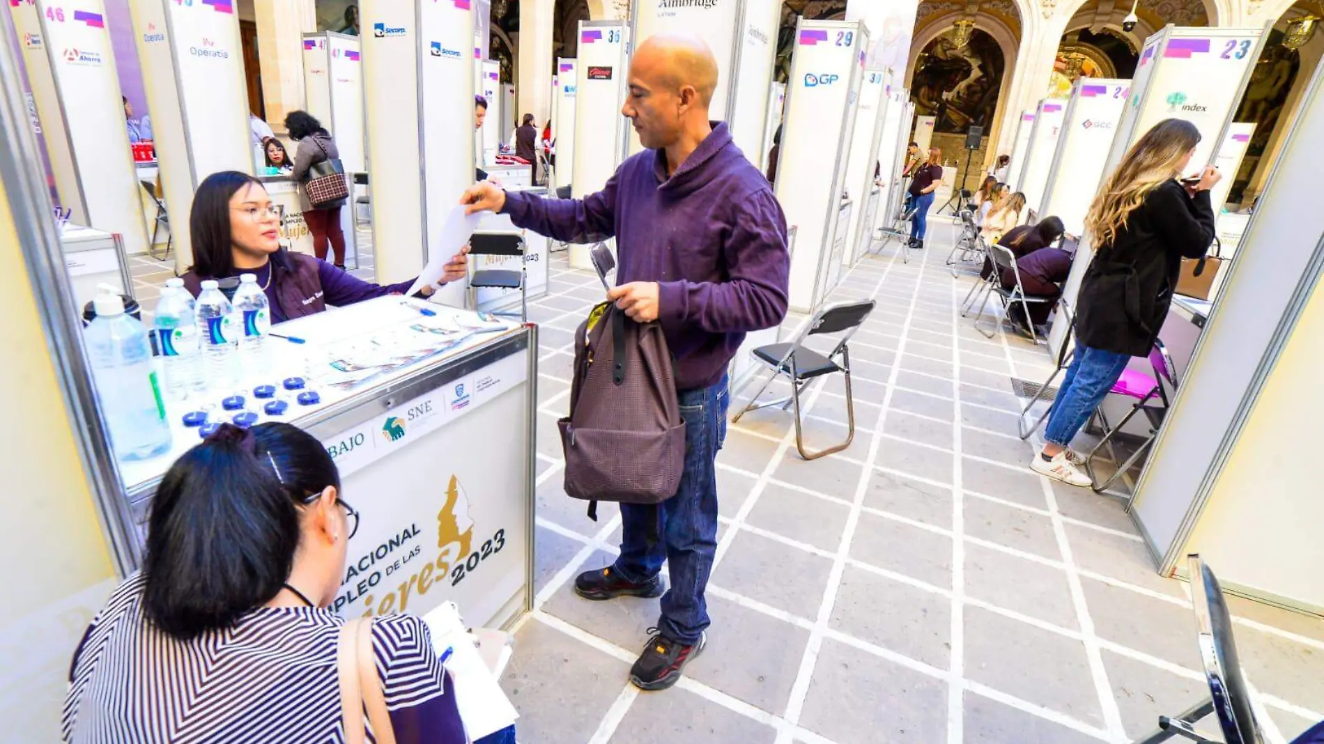 feria del empleo mujeres 