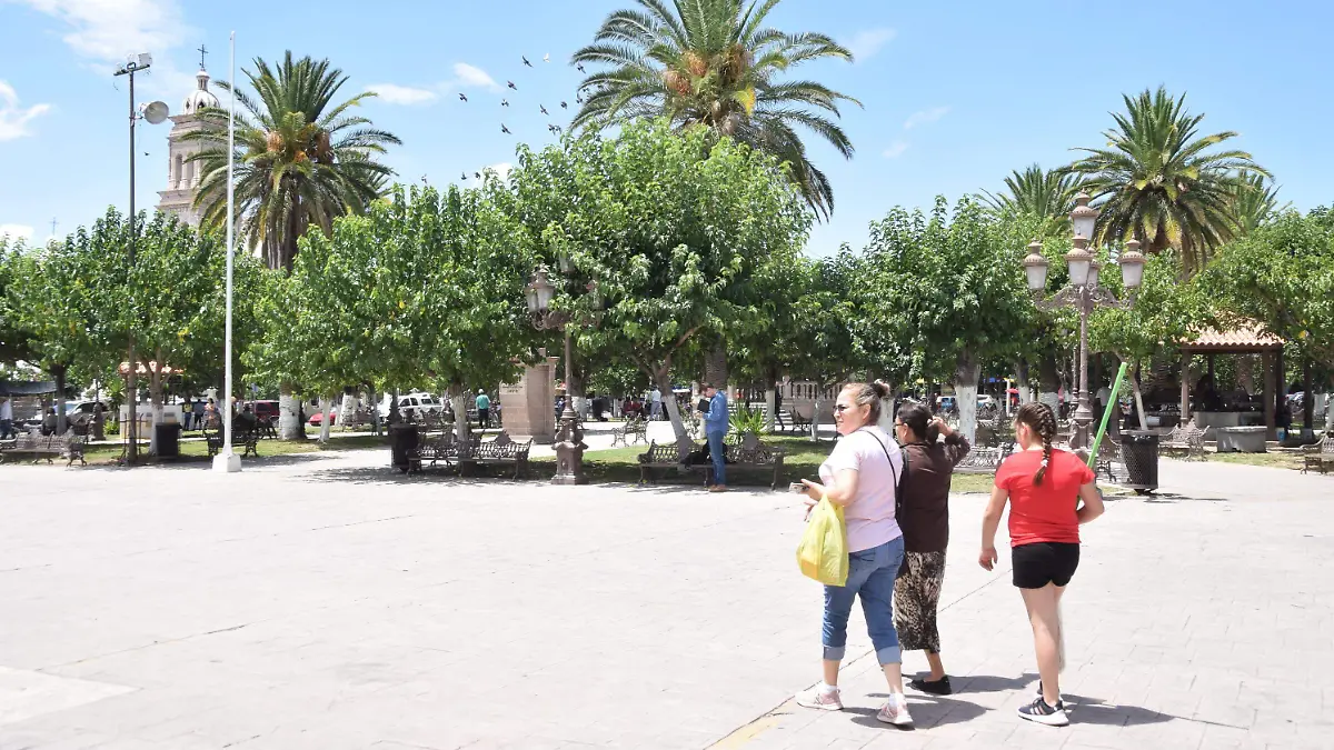 Plaza de la constitucion 1870 en meoqui (2)