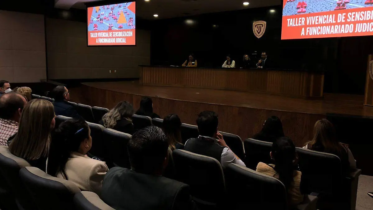 taller en el poder judicial