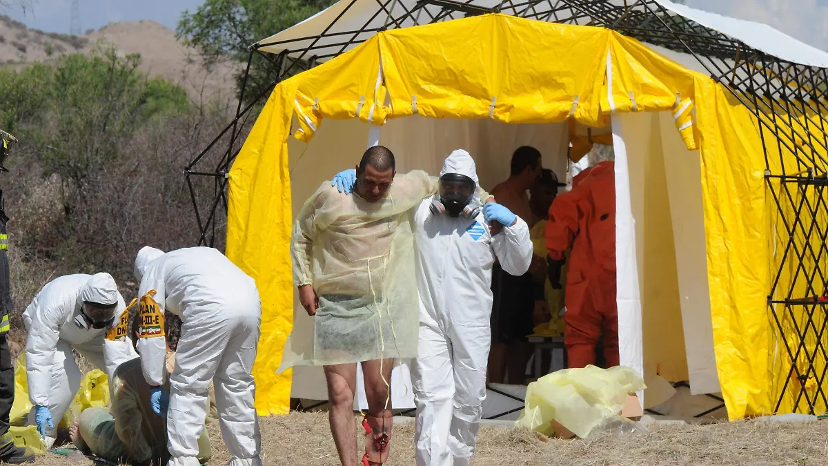 simulacro de quimicos biologico  (36)