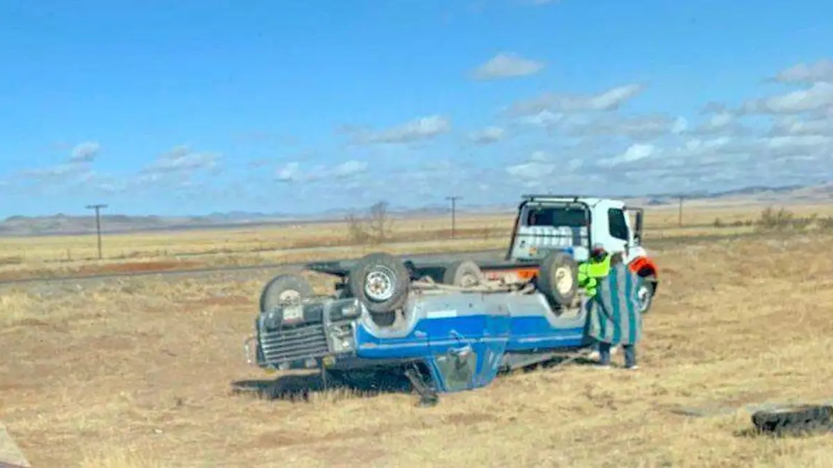 Volcadura carretera a juárez