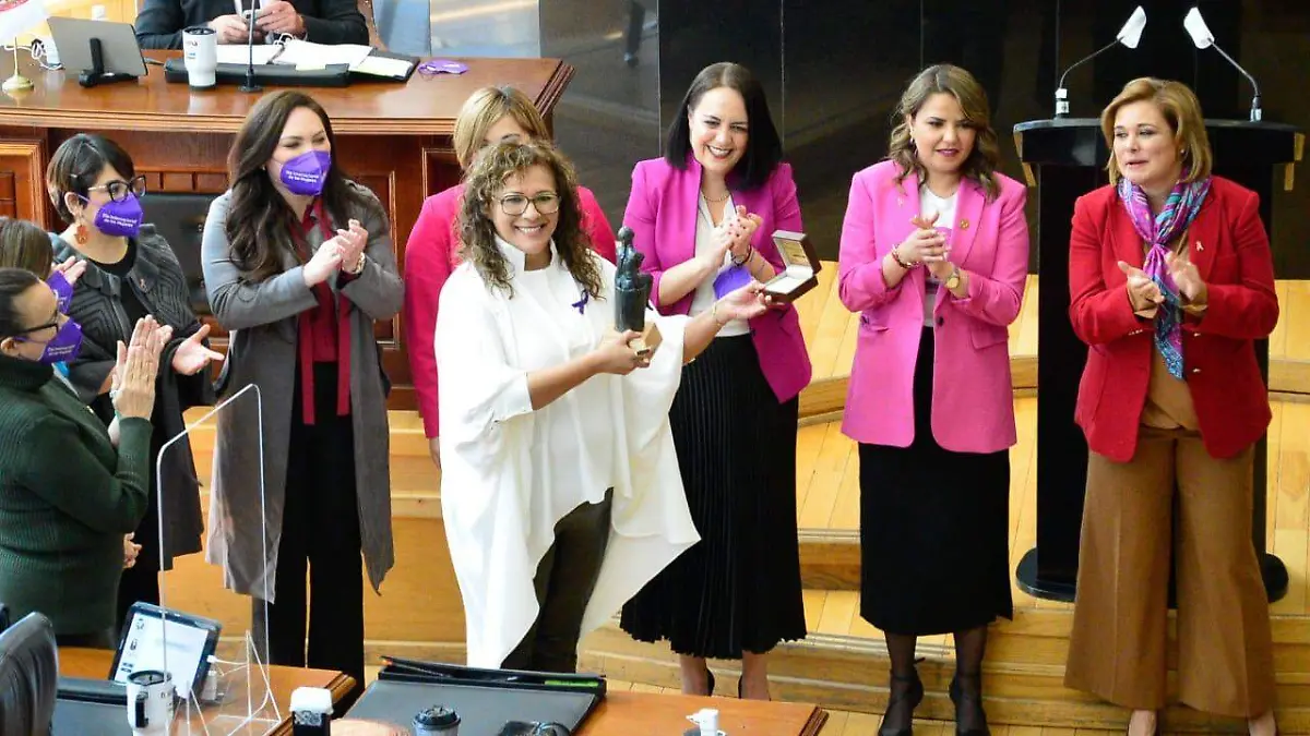 laura veronicaCorchado Espinoza