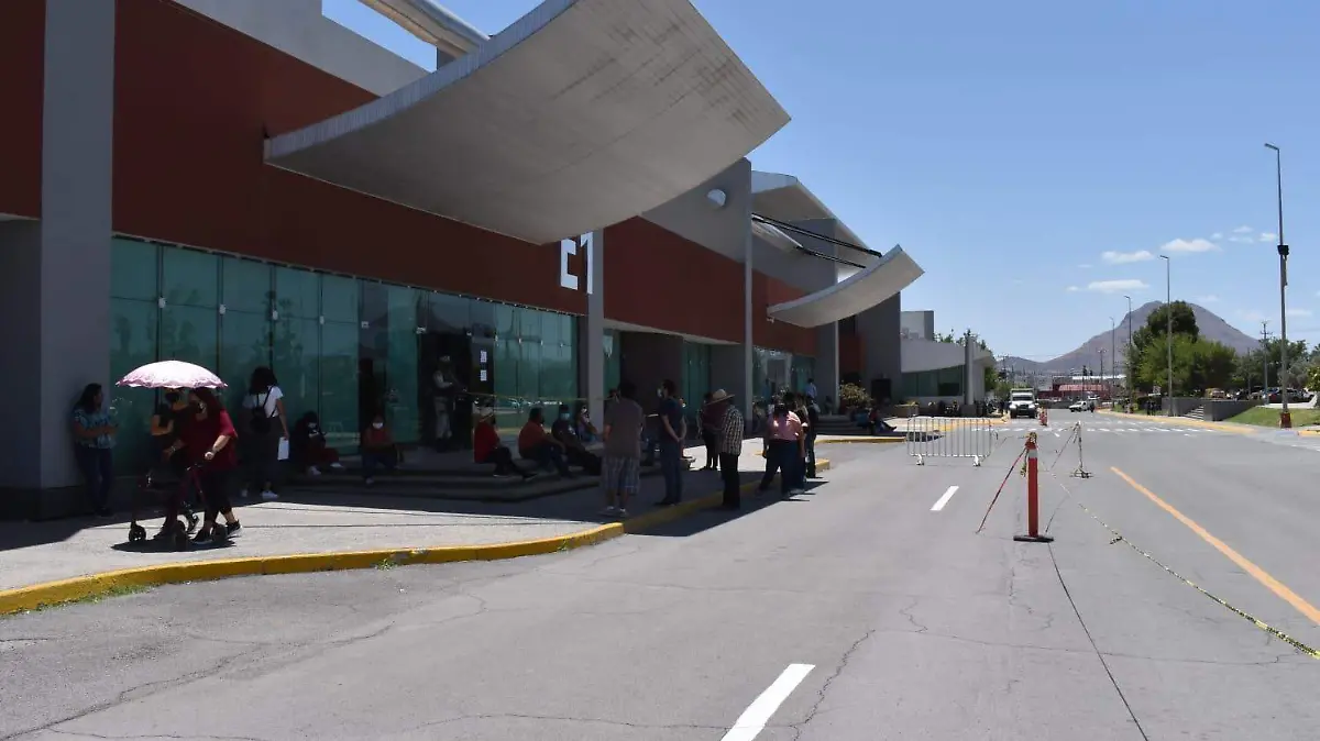 vacunación centro de convenciones 2