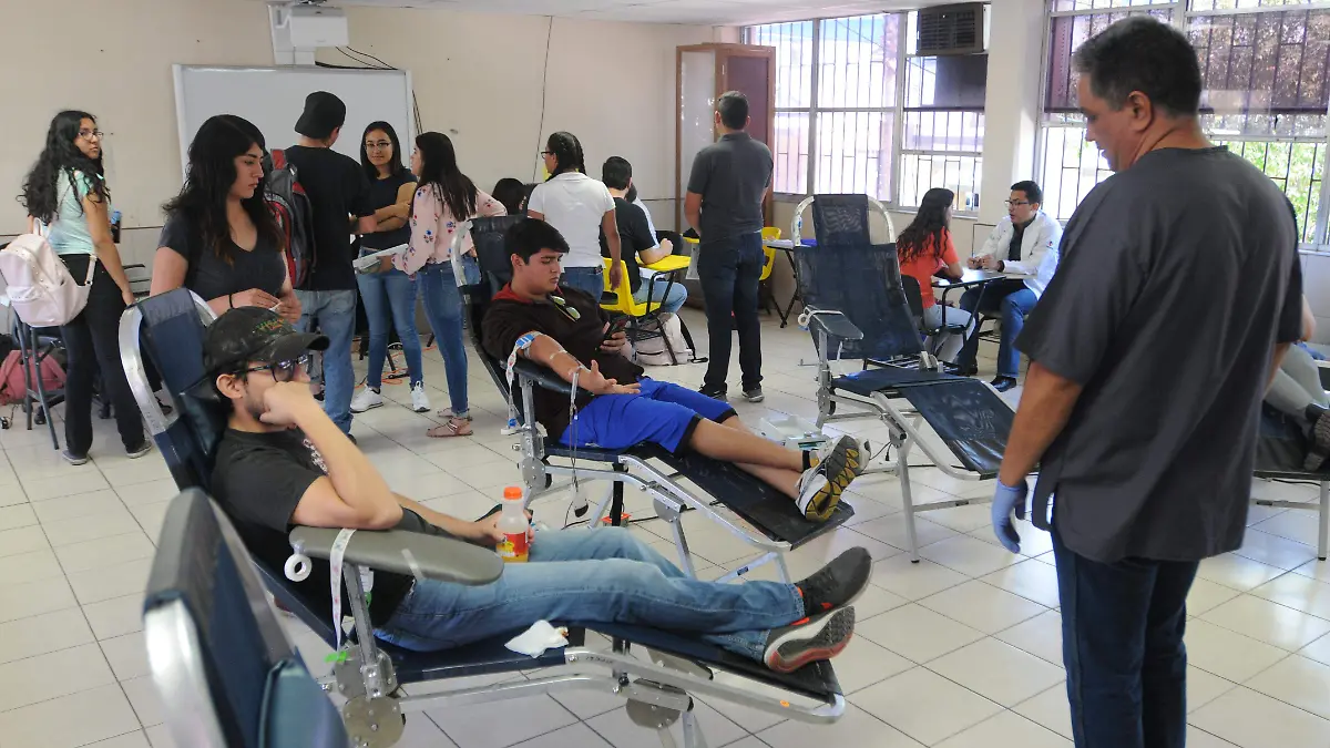 donacion de sangre facultad de ciencias politicas  (3)