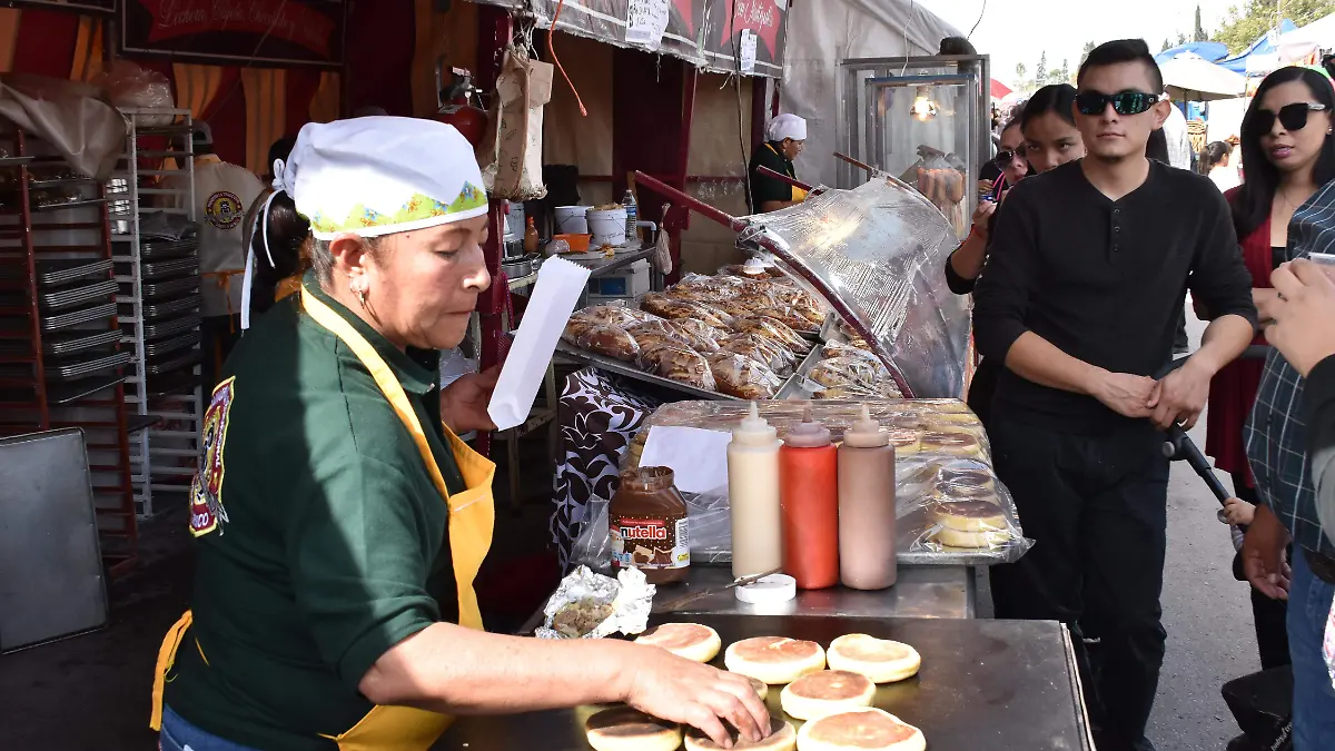 FERIA D HUESO ,COMIDA,FLORES,VISITAS Y MAS NOTA VENESSA  (7)