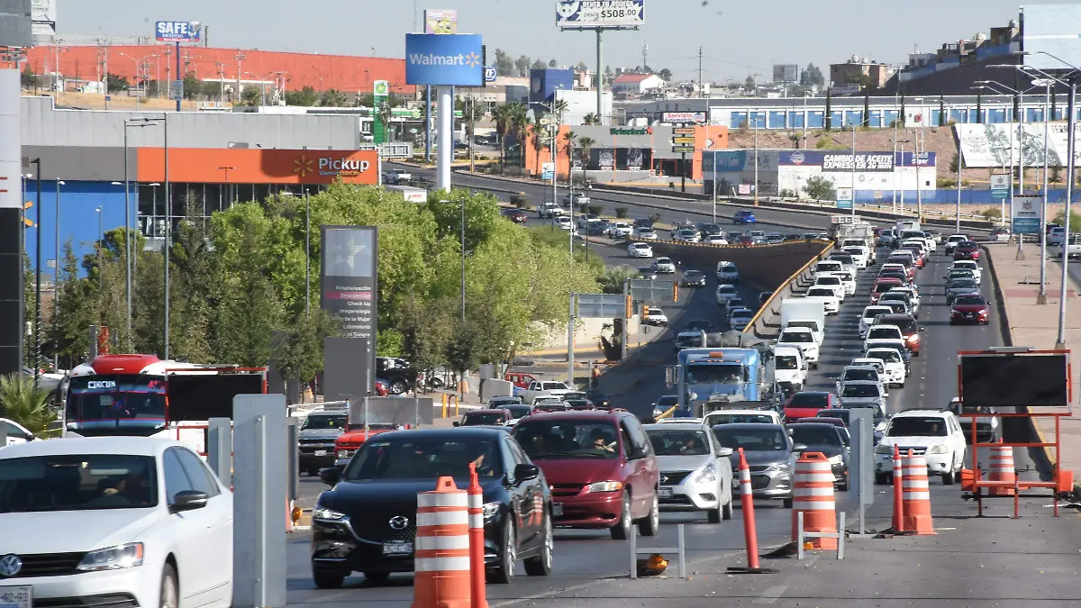 congestionamiento kilometrico en perif de la juventud (10)