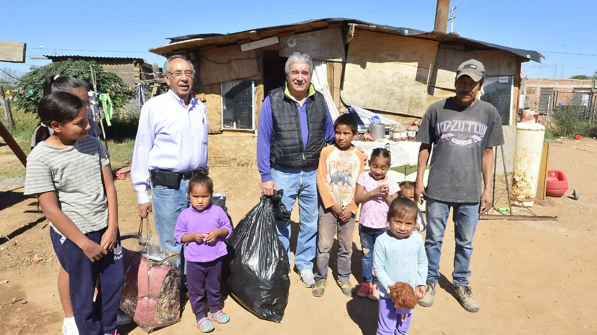 familia familia lara-fundacion col ladrilleros  (3)
