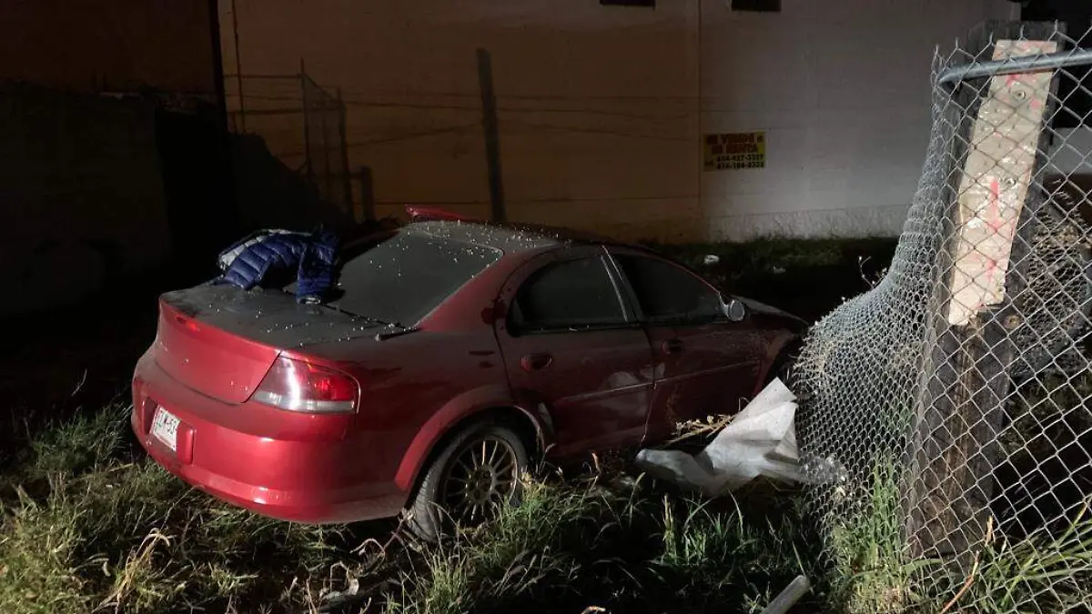 se impacta contra malla ciclonic