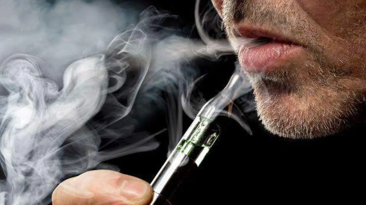 la-doble-cara-del-vapeo-y-sus-defensores-sanitarios-4860_620x368