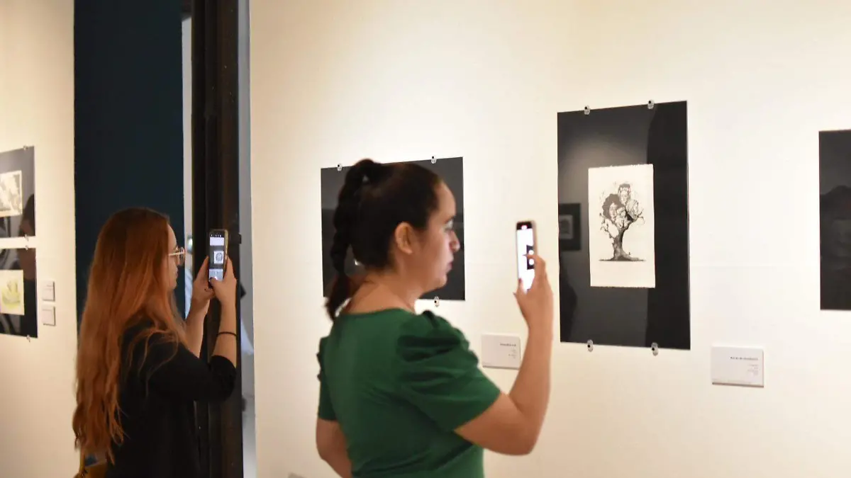 1312d848-a873-48c0-b8fb-2f38314c1bda