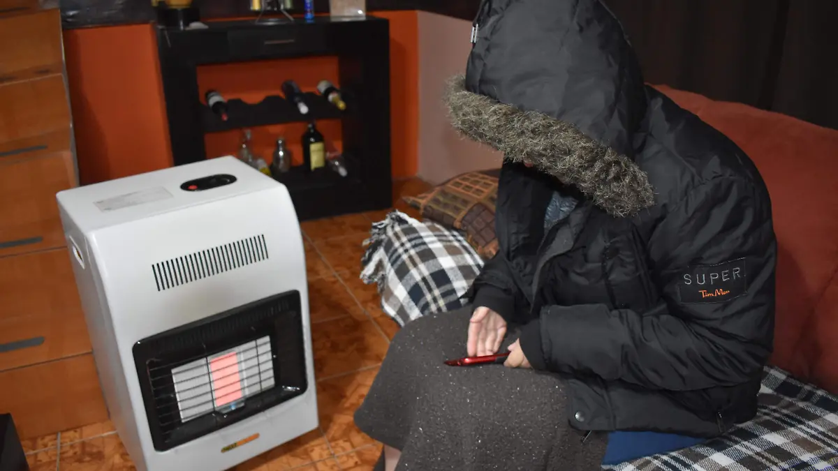 BAJA TEMPERATURA Y RECOMIENDAN NO SALIR A LA CALLE (1)