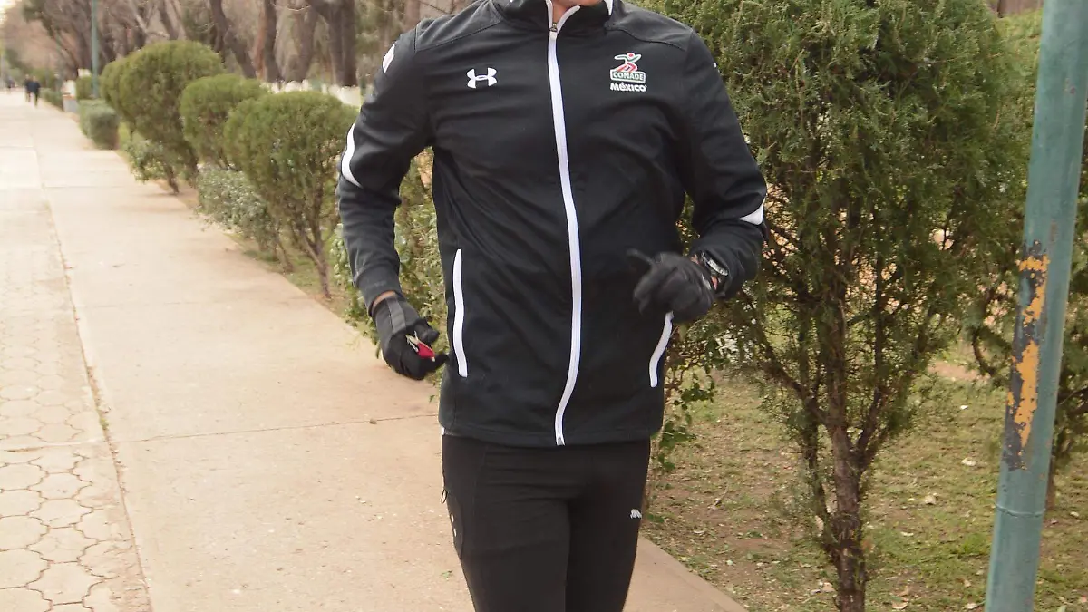 Julio Cesar Salazar-- 7 COLS