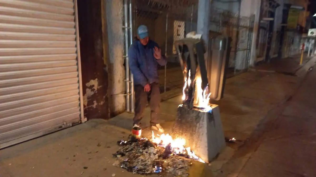 incendio bote de basura
