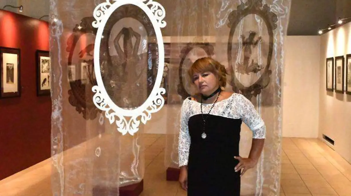 Su obra se conforma de una serie de grabados