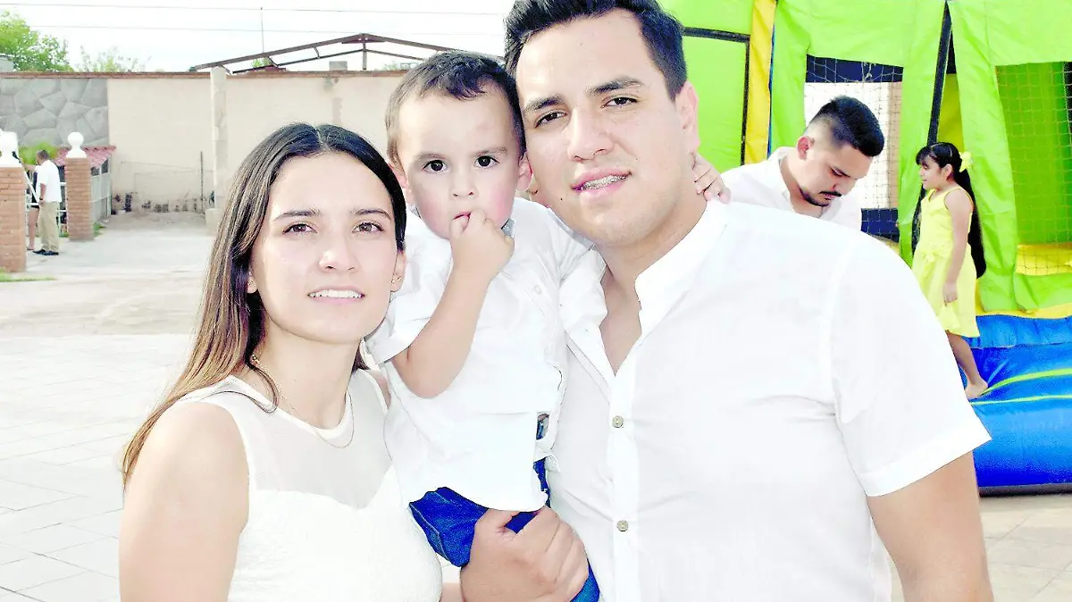 PRINCIPAL DEEMY ALONDRA ,MATEO Y HECTOR RAMON TORRES (1)