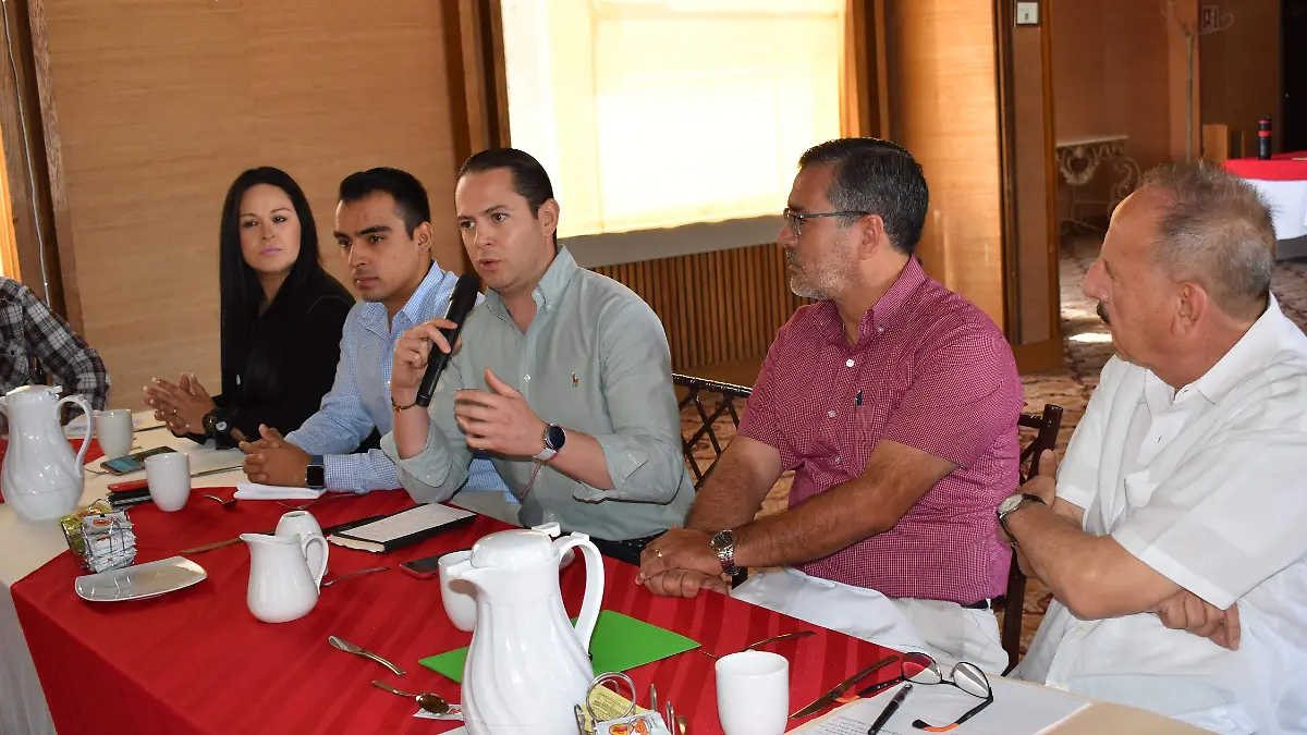 R PRENSA PRI NOTA LALO  (8)