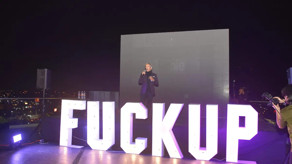 fuckup nigth (13)
