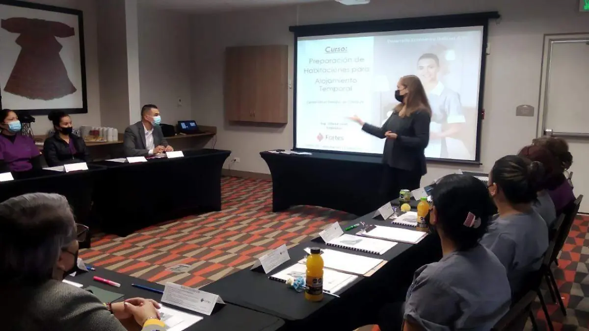 capacitación en hoteles