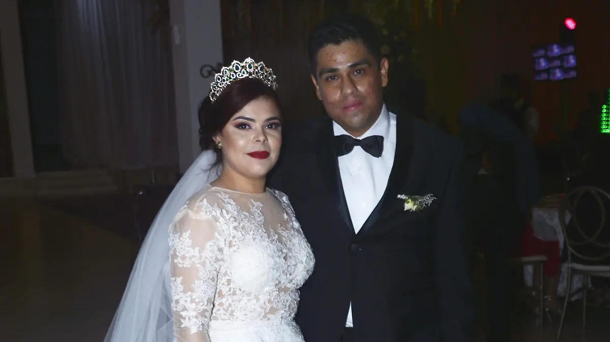 MILKA CARRILLO Y ROGELIO DELGADO WEB