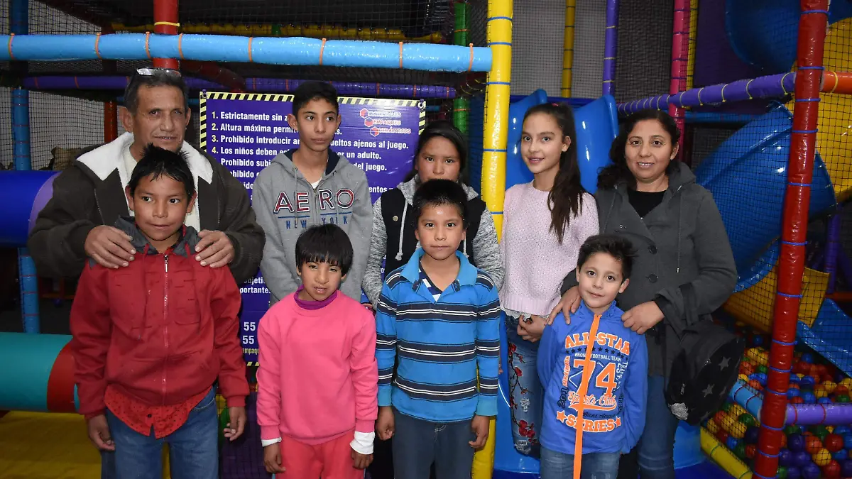 2 Recibirá Jesús Camino de Vida a adolescentes embarazadas