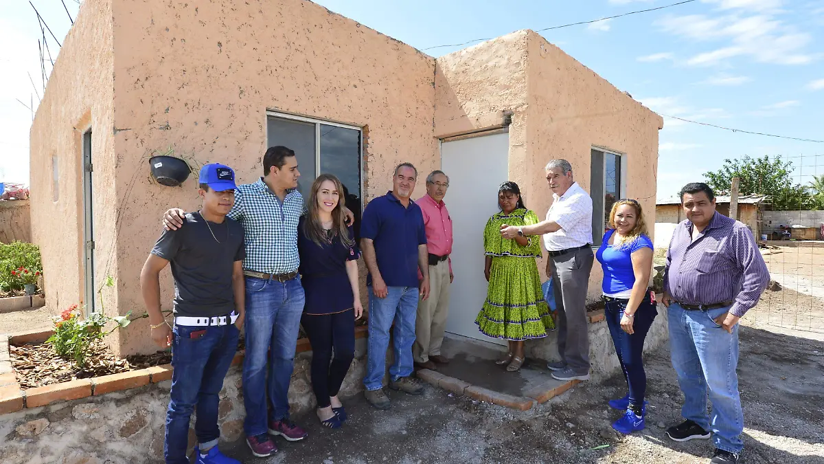 EDUVISA entrega casa a familia duran  (28)