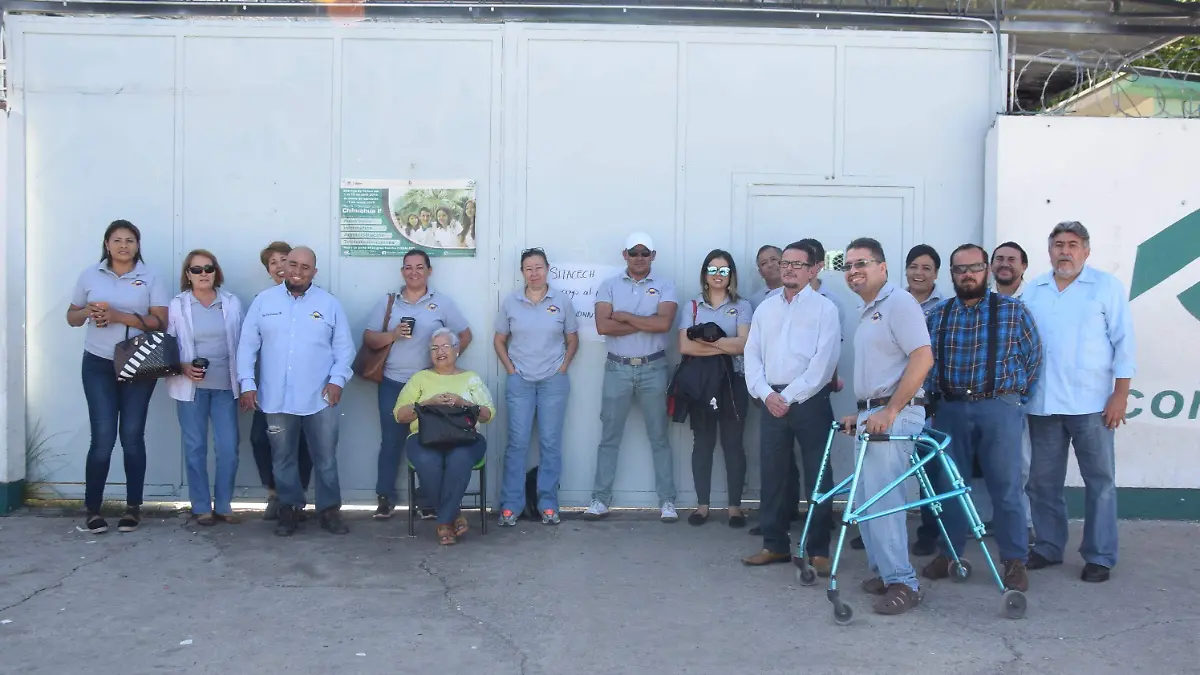 Manifestacion maestros en conalep2 (9)