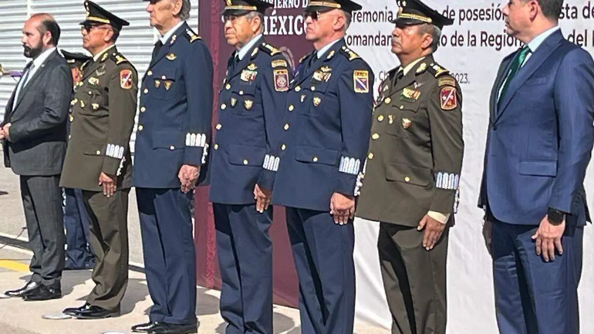 rinde protesta general Alfonso Rodríguez