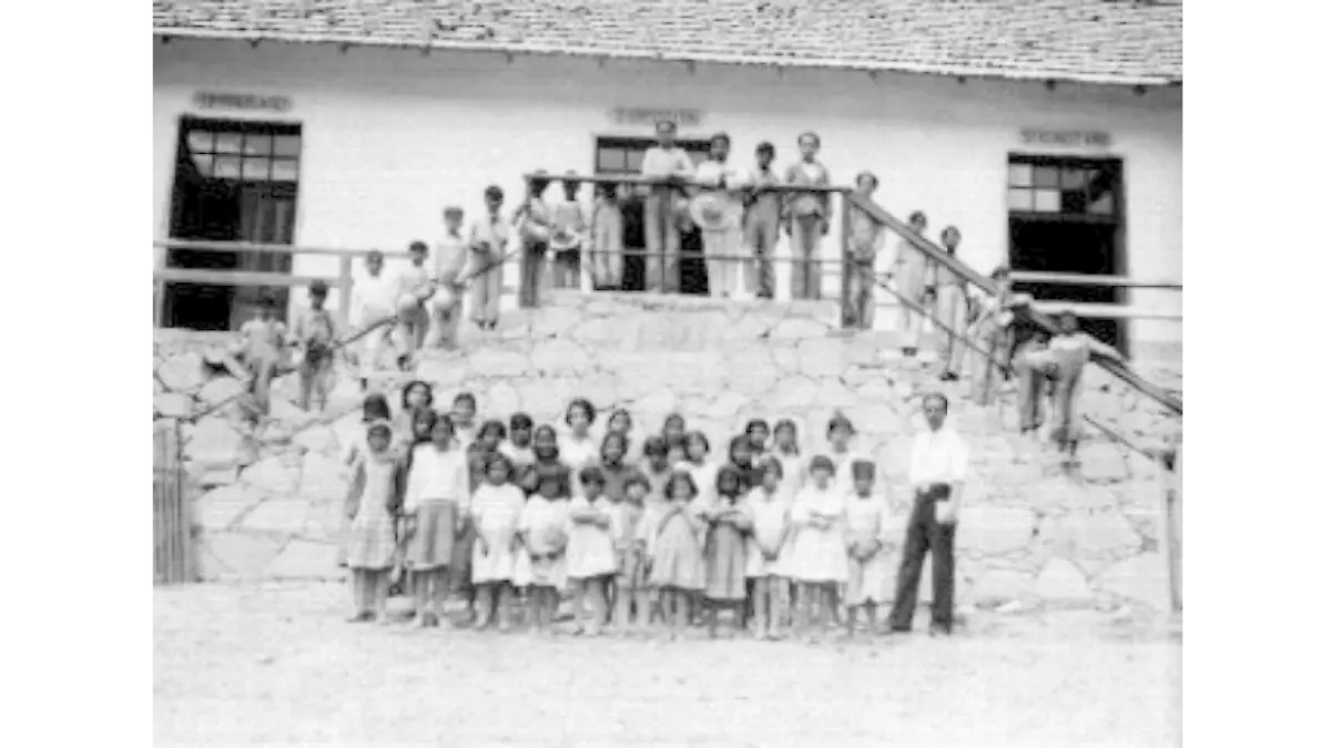foto grupal de alumnos en escuela de chihuahua foto-fototeca nacional